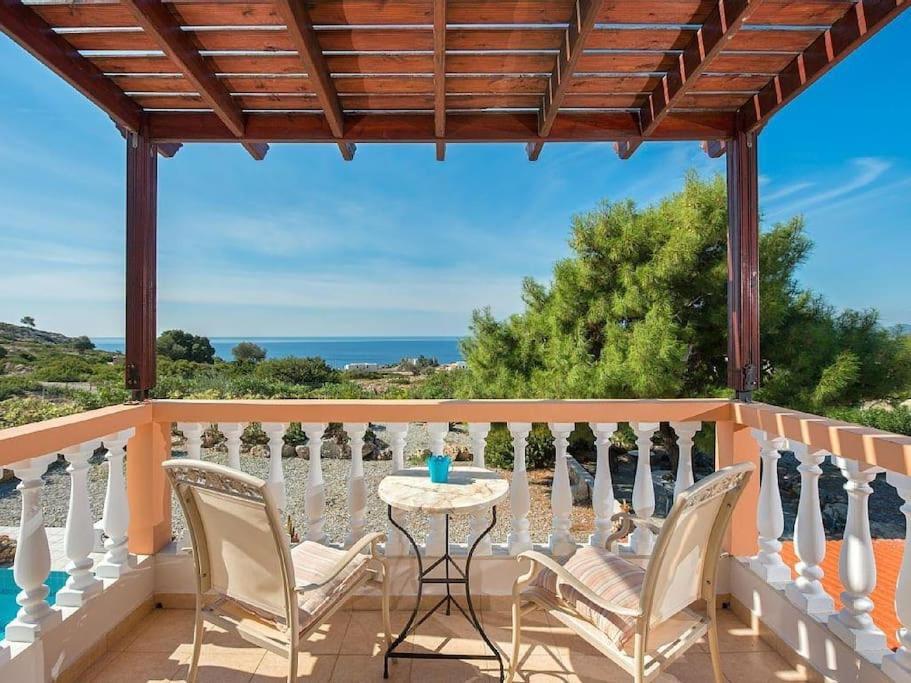 Villa Pefki Экстерьер фото